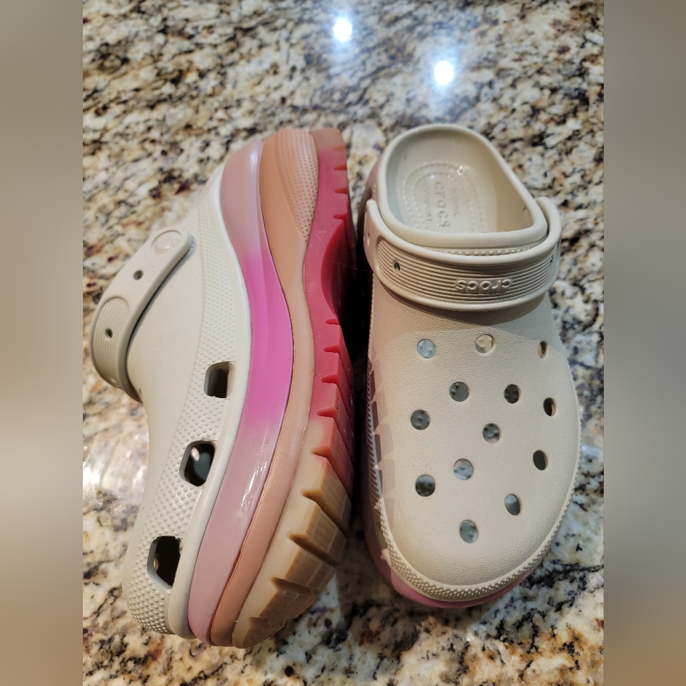 Croc Mega Crush Clog